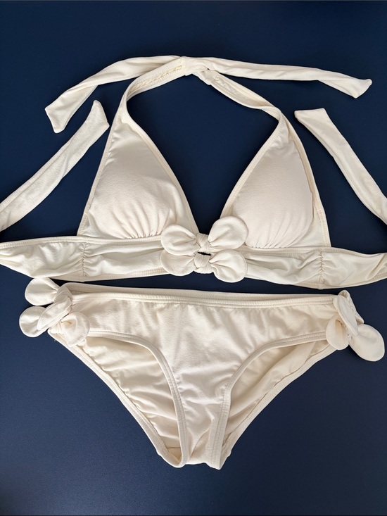 Juicy Couture Other - Juicy Couture Cream Knot-Accent Triangle Halter Bikini